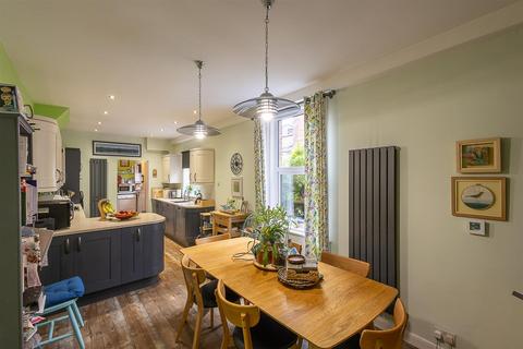 6 bedroom terraced house for sale, Balmoral Terrace, South Gosforth, Newcastle upon Tyne