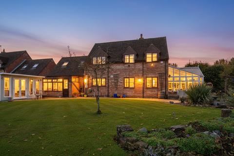 4 bedroom detached house for sale, Sheldon Road, Aylesbury HP18