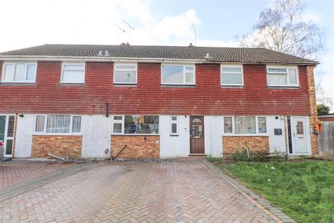 3 bedroom terraced house for sale - Rydal Close, Farnborough GU14