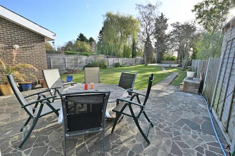 4 bedroom detached bungalow for sale, Hook End Road, Hook End, Brentwood