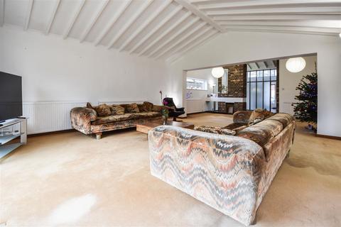 4 bedroom detached bungalow for sale, Hook End Road, Hook End, Brentwood
