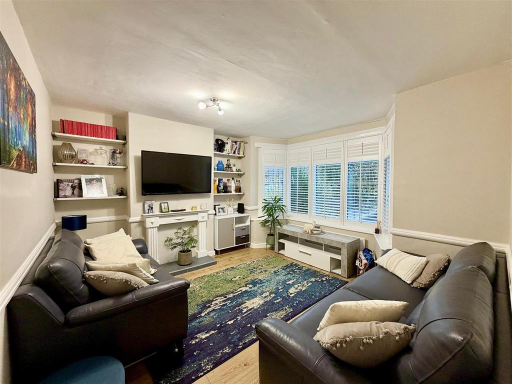 Family Room: