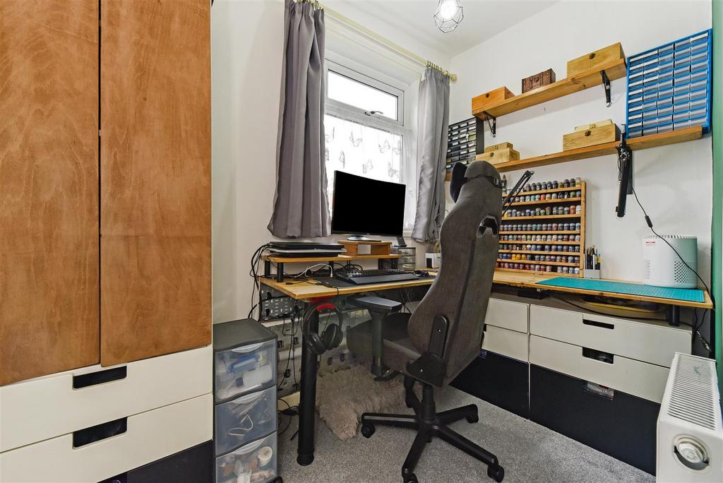 Bedroom 3.jpg