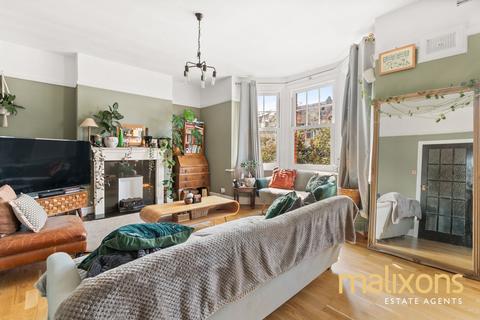 2 bedroom flat for sale, Dumbarton Road, London SW2