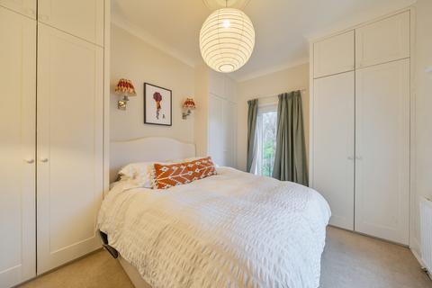 2 bedroom apartment for sale, Maberley Road, London