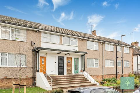 Uvedale Road, Enfield, EN2