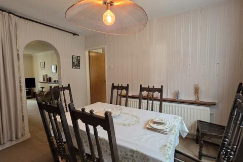 4 bedroom detached house for sale, Paddock Close, Napton, CV47