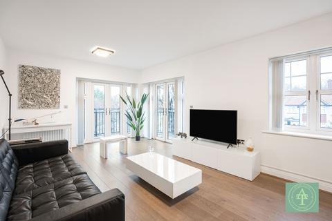 2 bedroom flat for sale, Linden Way, Southgate, London, N14