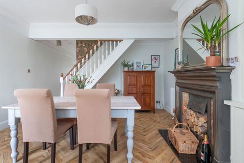 3 bedroom end of terrace house for sale, Meadow Road, Bromley BR2