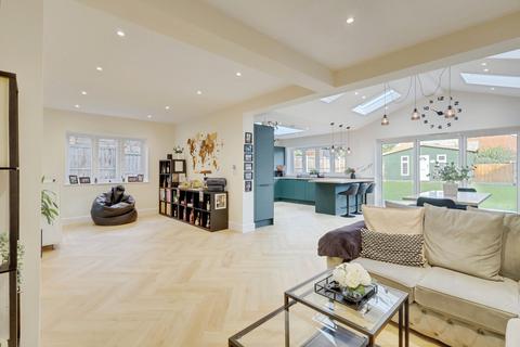 undefined, Bromfords Drive, Wickford, SS12