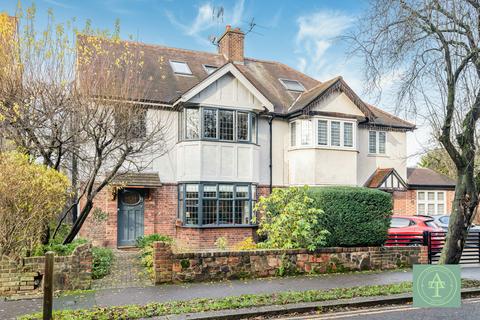 5 bedroom semi-detached house for sale, Queen Elizabeths Drive, Southgate, London, N14
