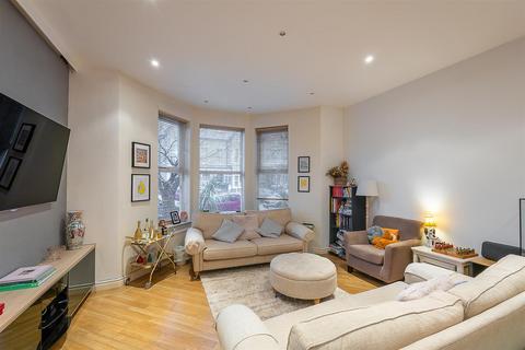 2 bedroom flat for sale, Sanderson Road, Jesmond, Newcastle upon Tyne