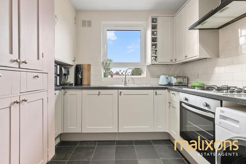 3 bedroom flat for sale, Pathfield Road, London SW16