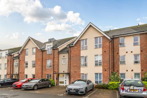 2 bedroom apartment for sale - Harrow Close, Addlestone, Surrey, KT15