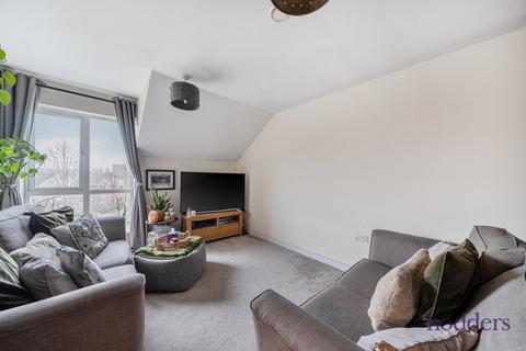 2 bedroom apartment for sale, Harrow Close, Addlestone, Surrey, KT15