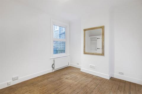2 bedroom maisonette for sale, Lyric Road, Barnes, London, SW13