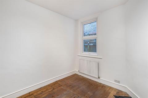 2 bedroom maisonette for sale, Lyric Road, Barnes, London, SW13
