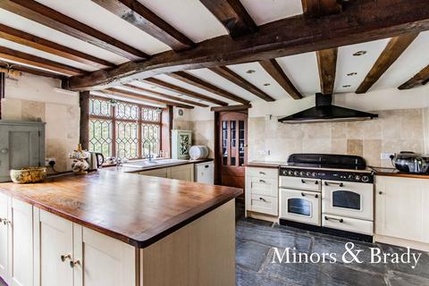 6 bedroom detached house for sale, Withersdale Road, Harleston IP20