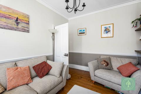 3 bedroom terraced house for sale, Cedars Road, Winchmore Hill, London, N21