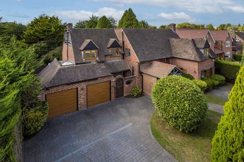5 bedroom detached house for sale, Walkwood Rise, Beaconsfield, Buckinghamshire, HP9