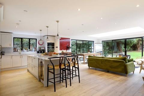 5 bedroom detached house for sale, Walkwood Rise, Beaconsfield, Buckinghamshire, HP9