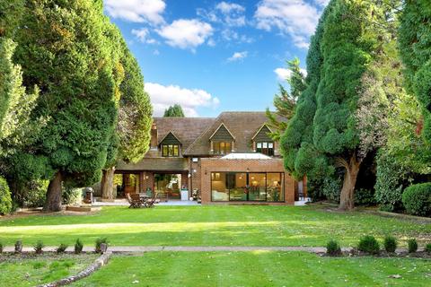 5 bedroom detached house for sale, Walkwood Rise, Beaconsfield, Buckinghamshire, HP9