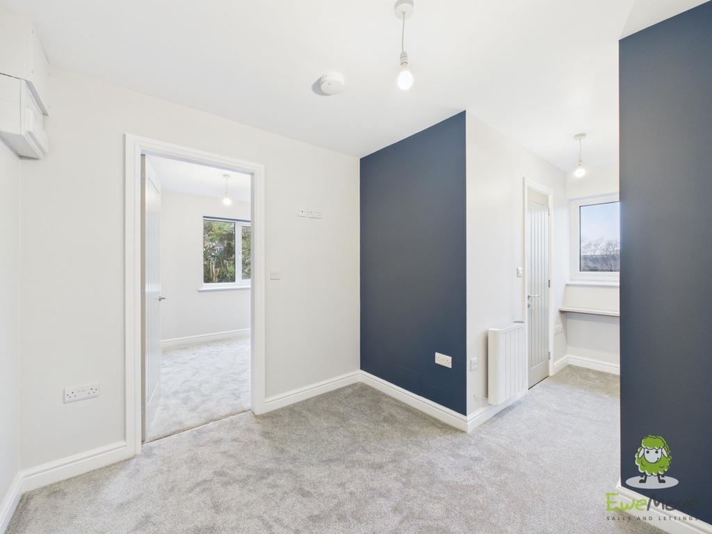 Bedroom to built in wardrobes - Ewemove Whitchurch