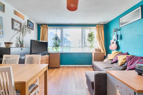2 bedroom apartment for sale, South Norwood Hill, London