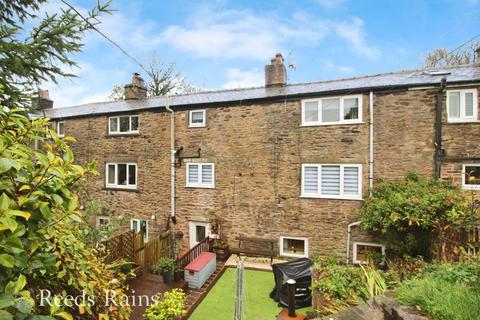 4 bedroom terraced house for sale, Blackburn Road, Chorley PR6