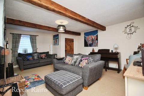 4 bedroom terraced house for sale, Blackburn Road, Chorley PR6