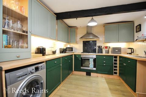 4 bedroom terraced house for sale, Blackburn Road, Chorley PR6