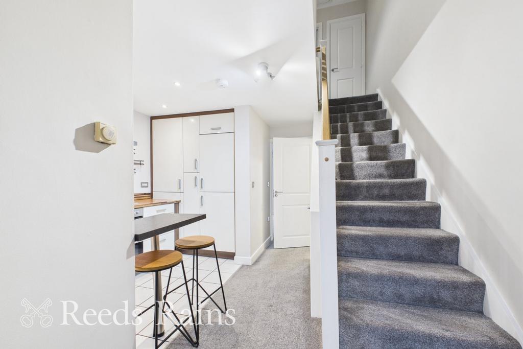 Hallway/Kitchen