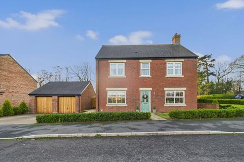4 bedroom detached house for sale - Old Park Road, Morpeth NE65