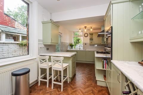3 bedroom terraced house for sale, Brentwood Avenue, Urmston, Manchester, M41