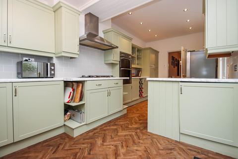 3 bedroom terraced house for sale, Brentwood Avenue, Urmston, Manchester, M41