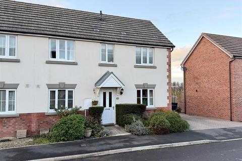 3 bedroom semi-detached house for sale - White House Drive, Kingstone, Hereford