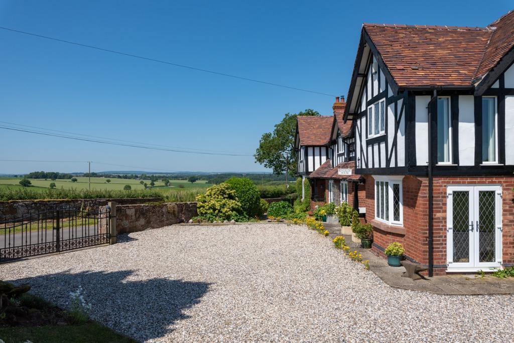 Kingslow House
