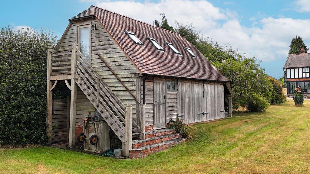 Outbuilding