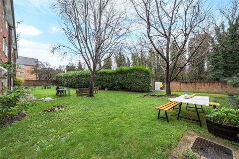 3 bedroom apartment for sale, Thurlow Park Road, London