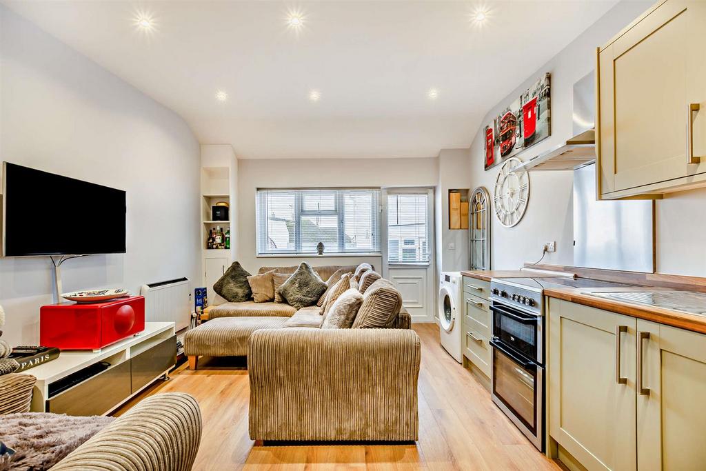 8673594-interior07-800.jpg