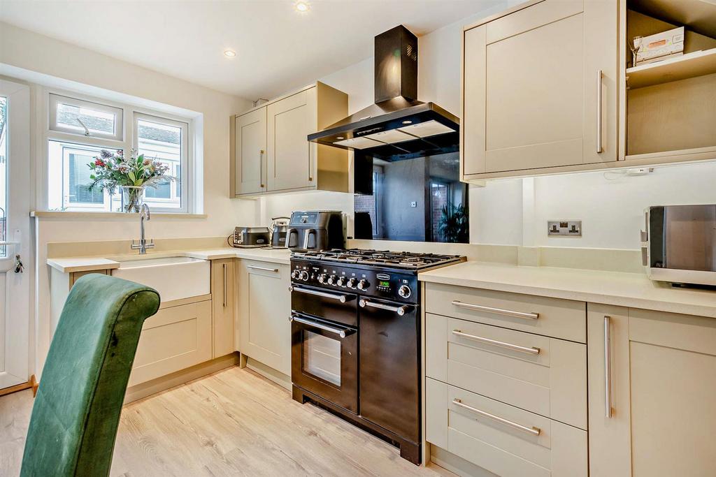 8673594-interior18-800.jpg