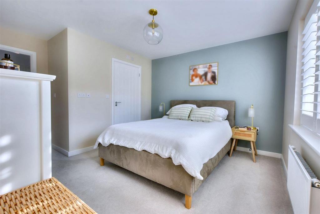 Bedroom 1 2.jpeg
