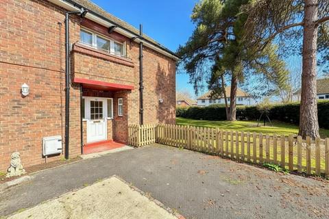 undefined, Albany Close, Fleet GU51