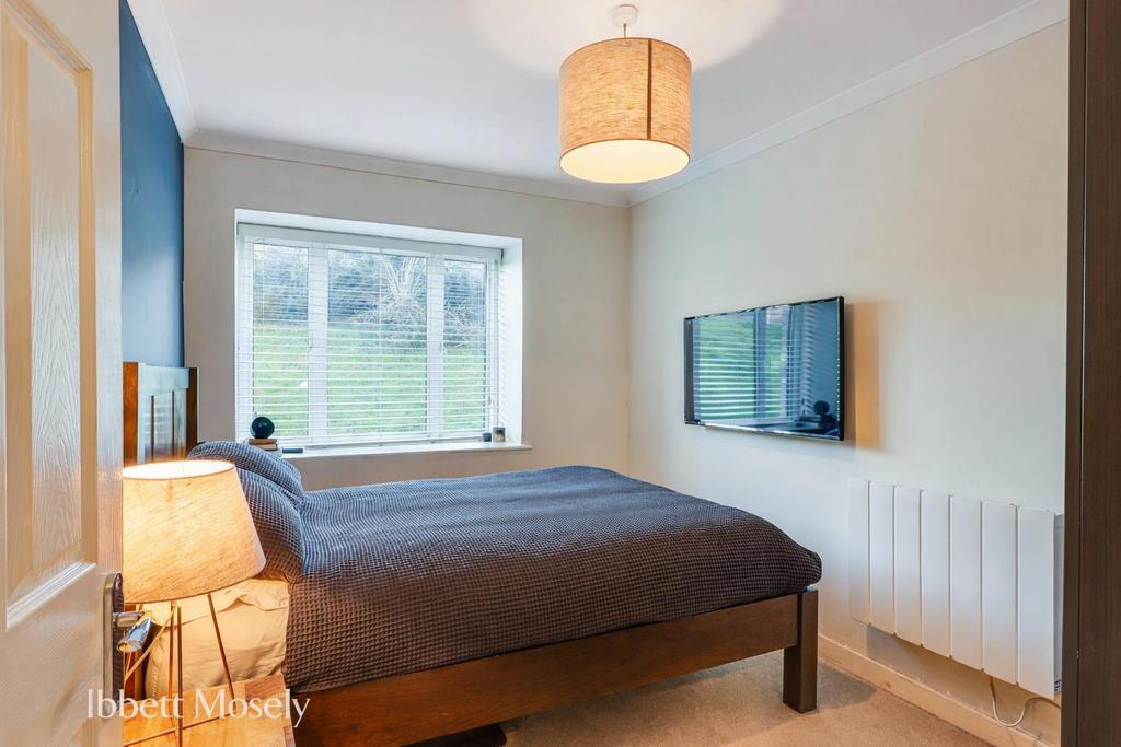Bedroom photo.png