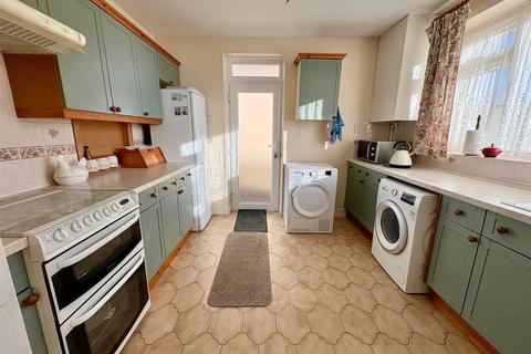 undefined, Madeley Road, Fleet GU52