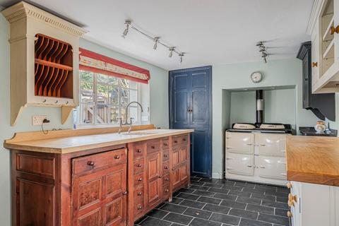 4 bedroom detached house for sale, Barrack Hill, Aylesbury HP18