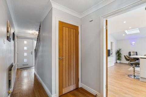 undefined, Woodston Grove, Solihull, B91