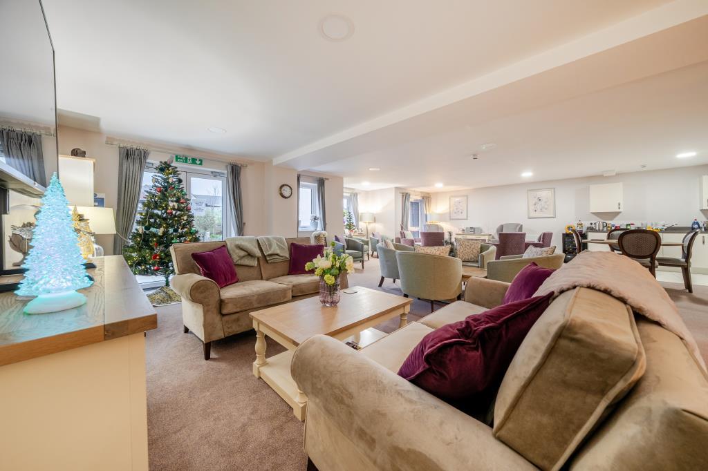 Communal Lounge