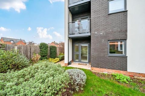 2 bedroom retirement property for sale, William Grange,  Hereford,  HR4