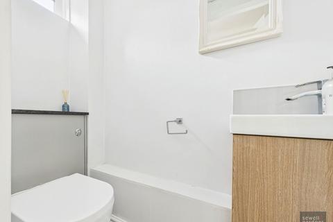 4 bedroom terraced house for sale, Curtis Close, Mill End, Rickmansworth, WD3 8QA